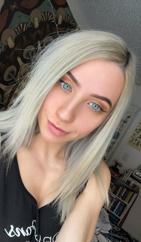 hairbyharleyy ヌードモデル 写真
