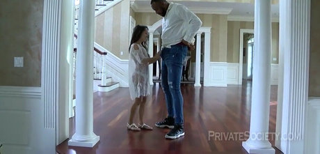 Freya Von Doom HDモデル 写真