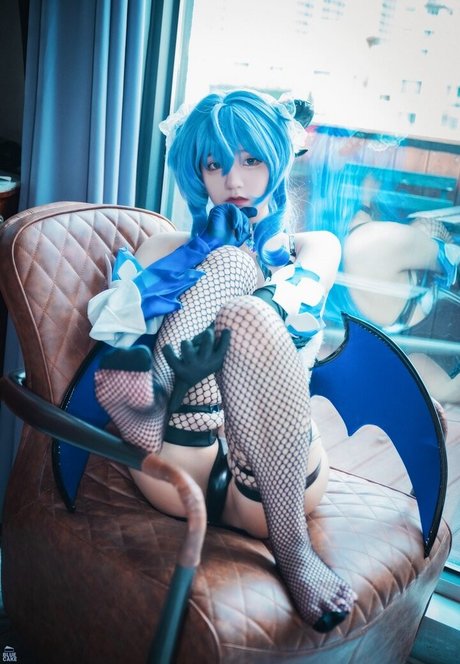 jen2jen2 ポルノスター 裸 写真