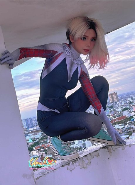 アナルファックオンリーファンズ ホットヌード 写真