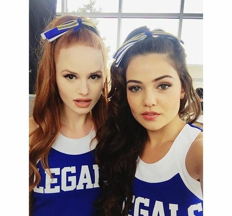 BBWオンリーファン ヌード 画像