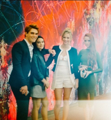 熟女中出しオンリーファンズ トップ 写真