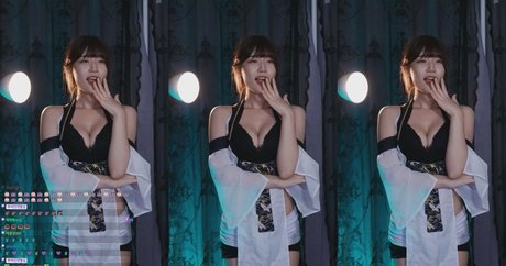 巨乳ディープスロートオンリーファンズ セクシー 画像