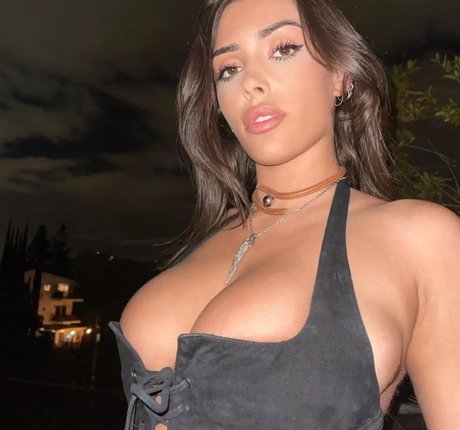 Bianca Censori アダルトスター 写真