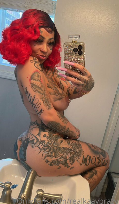 realkaaybrazy ポルノスター ヌード 写真