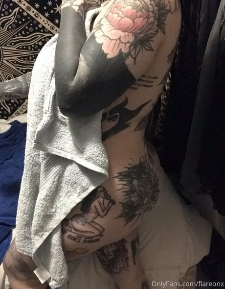 黒人BBW オンリーファンズ ポルノグラフィック 画像