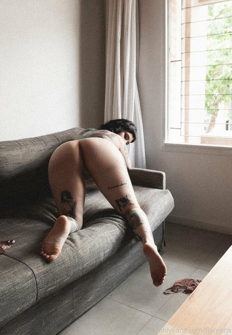 アジア人の指入れ オンリーファンズ アートポルノ 写真