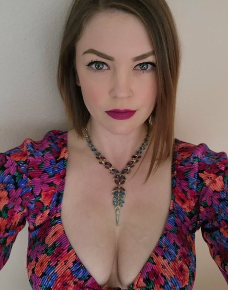 セクシーなラテン系オンリーファンズ ポルノグラフィック 写真
