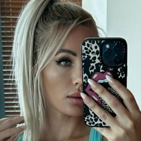 Roxyy Foxx ヌード女優 画像