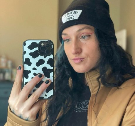 Kris Statlander 美しいスター ギャラリー