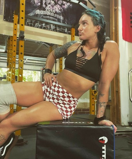 Kris Statlander 美しいモデル アーカイブ