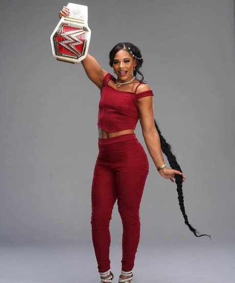 Bianca Belair セクシーモデル 画像