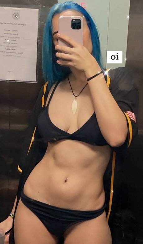 ナイロン足 オンリーファンズ セクシーヌード ギャラリー