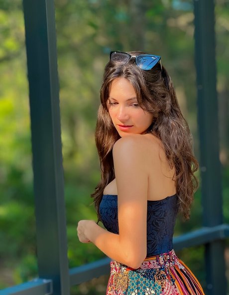 Alexia Raye ポルノスター トップ 写真