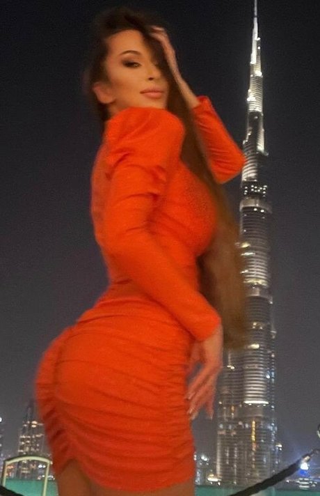 Olesia Levana ポルノモデル 画像