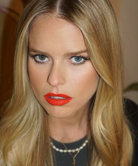 Alice Eve スターセックス 写真