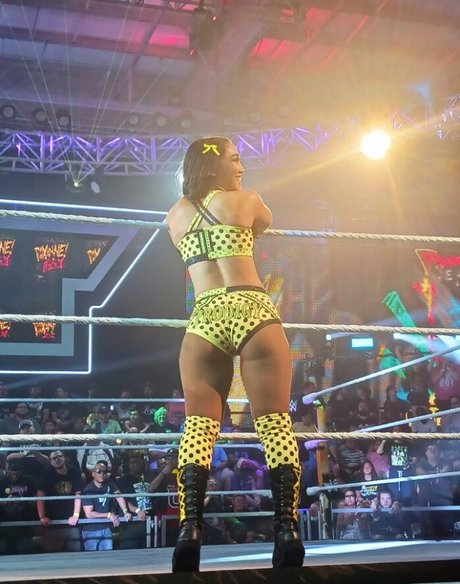 ティーンソロオンリーファンズ アートヌード 写真