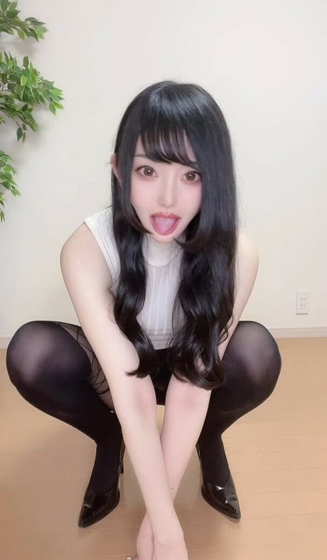 黒檀の厚いオンリーファンズ アダルト ギャラリー