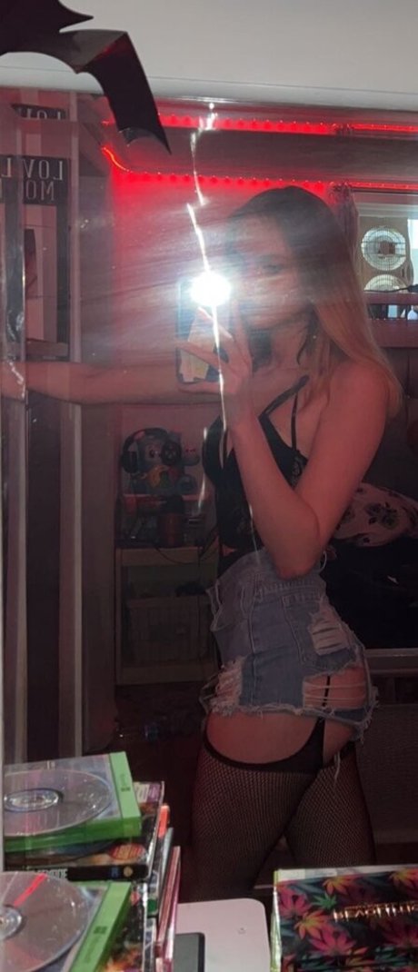 Misslushrose 無料のスター 写真