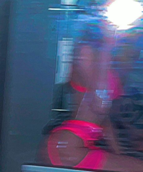 Misslushrose XXXモデル 写真