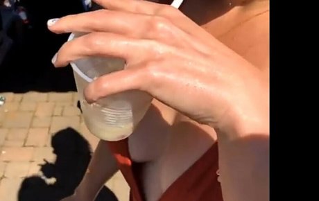 Chrissie Mayr ポルノモデル 画像