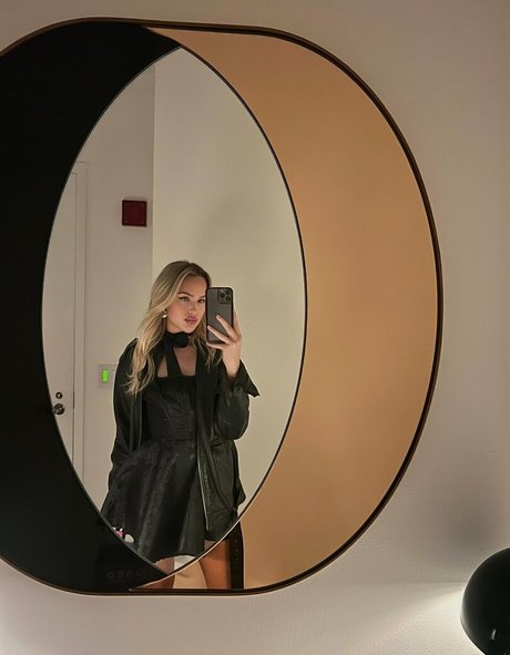 ssbbw プッシー オンリーファンズ 裸 写真