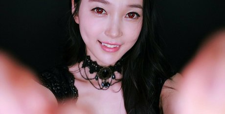 Eunzel ASMR 無料のポルノスター 写真