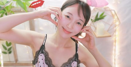 Eunzel ASMR ポルノスター 画像