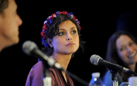 Morena Baccarin ホットなポルノスター 画像