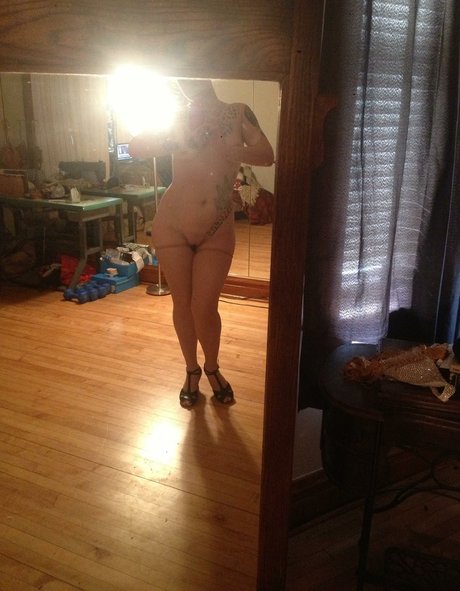 Danielle Colby ヌード女優 ギャラリー