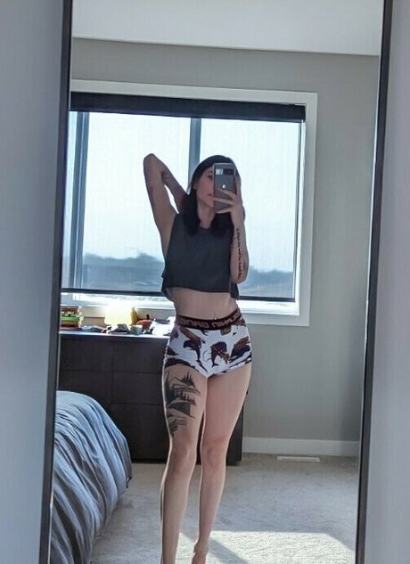 Catzilla セクシー女優 写真