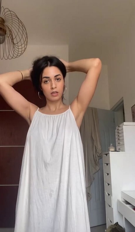 Shirin Azami HDスター 写真