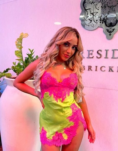 sophiadelmarfreex 独占スター ギャラリー