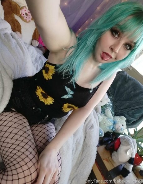 babe bellefree 完璧なモデル 写真