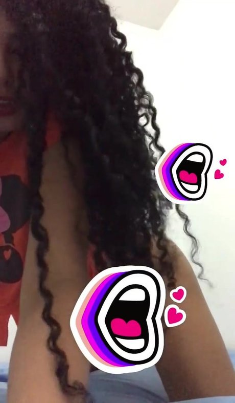 Mirian Gabriela ヌードのポルノスター 写真