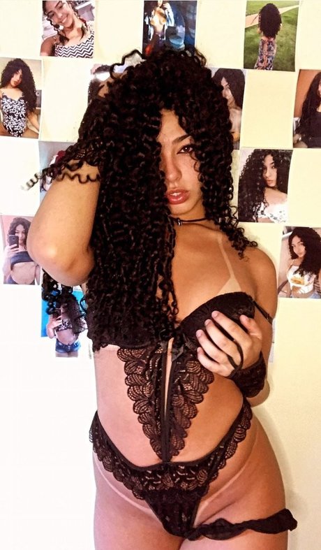 Mirian Gabriela HDポルノスター 写真