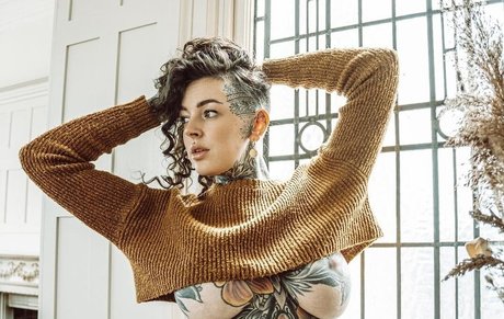 Jessica Surch セックスモデル 写真