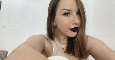 アジア人のセックステープ オンリーファンズ セクシー裸 写真
