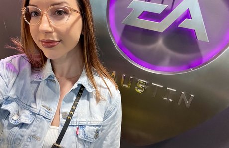 本物の熟女オンリーファンズ セクシー裸 写真