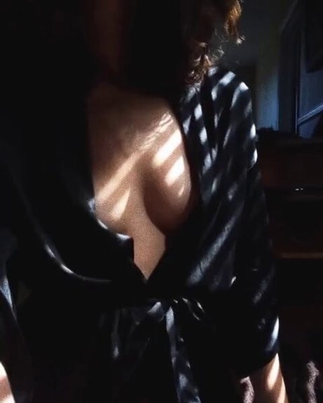 breebunn セックス女優 写真