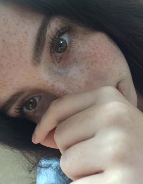 手コキ 主観視点 オンリーファンズ 美しいヌード 写真