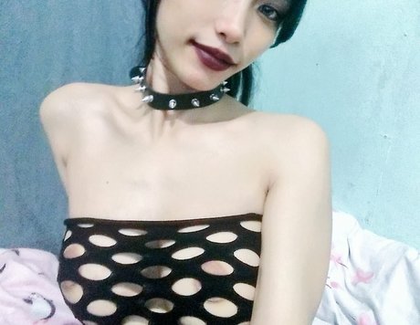 クリーミーなオンリーファンズ 美しい裸 画像