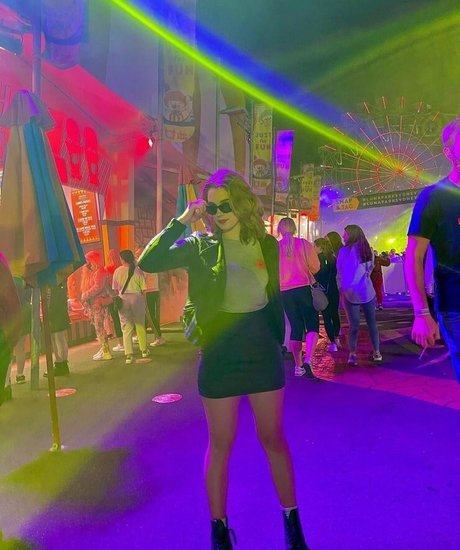 Teagan Croft 高品質のポルノスター ギャラリー