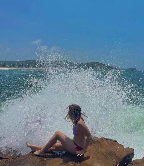 Teagan Croft ポルノスター 無料 写真