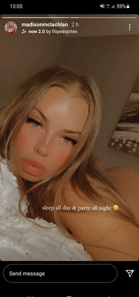 ヌード自撮りオンリーファンズ 裸 写真