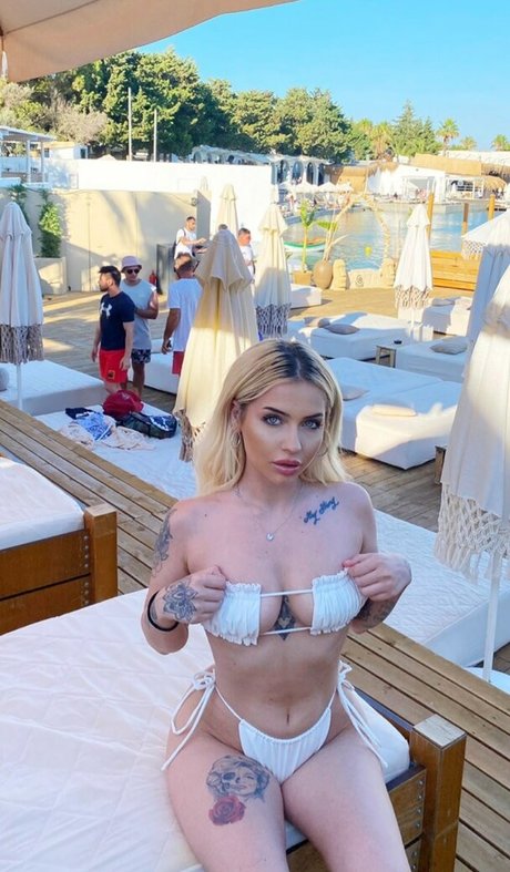 Elif Filyos かわいいスター 写真