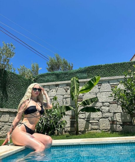 Elif Filyos セックス女優 写真