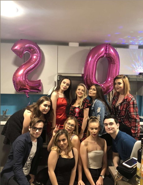 完璧なオンリーファンズ ホットポルノ 写真