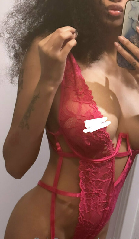 cutiewet 無料スター 写真