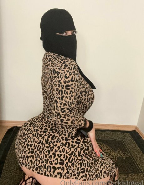 ティーンソロオンリーファンズ ヌード 写真